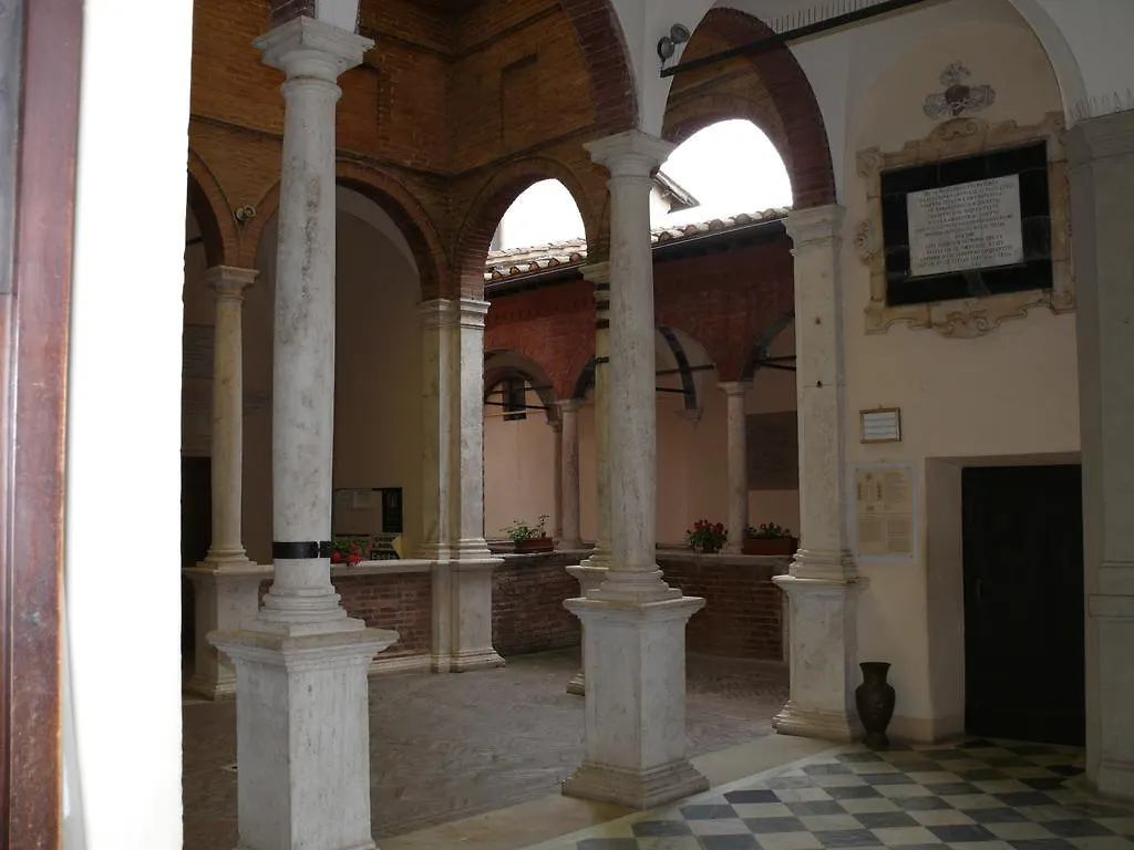 Hotel Alma Domus Siena