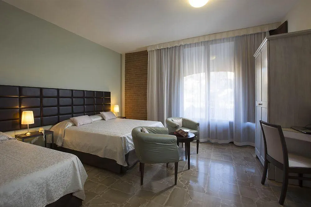 Hotel Alma Domus Siena Italy