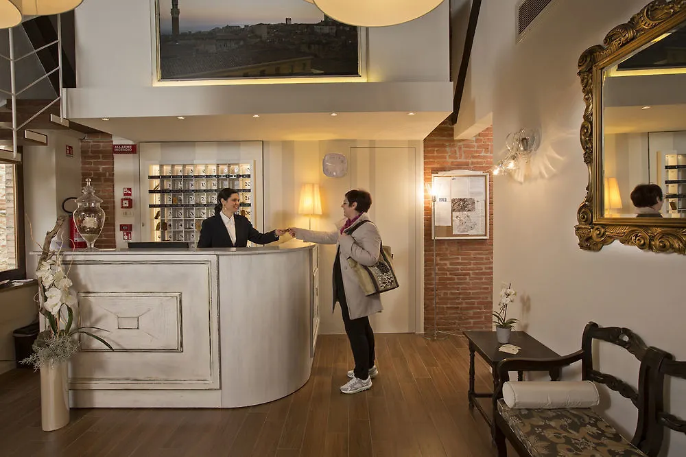 Hotel Alma Domus Siena