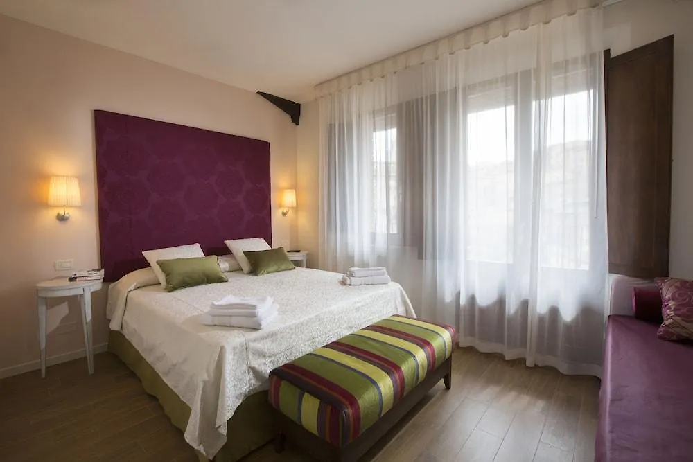 Hotel Alma Domus Siena Italy